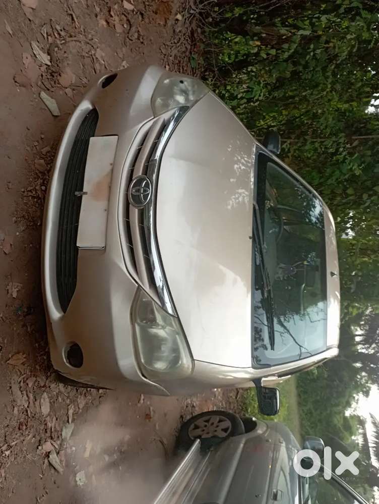 Toyota Etios 2011 Petrol 136000 Km Driven