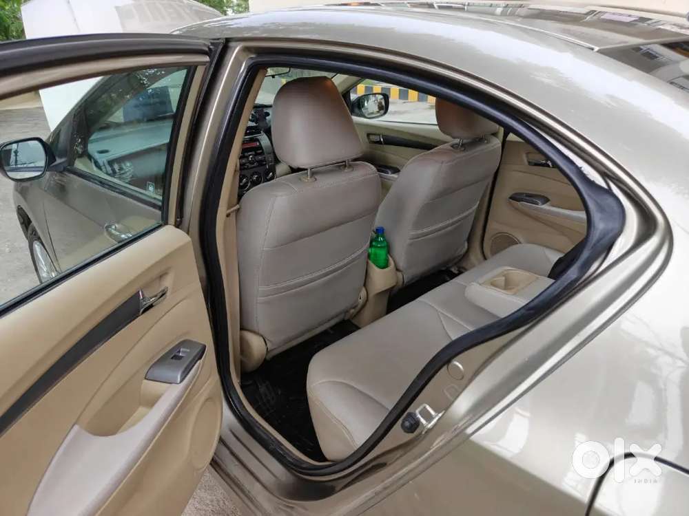 Honda City 2012 Petrol Well Maintained, Full Option.