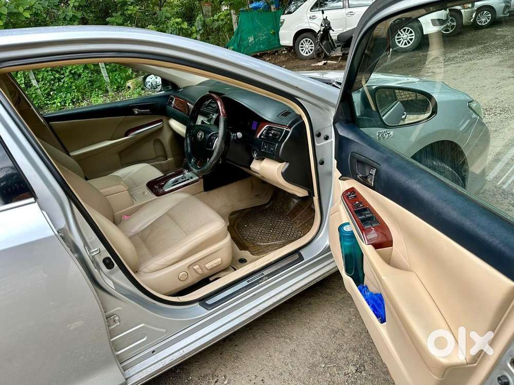 Toyota Camry 2.5 G Petrol Automatic 2014