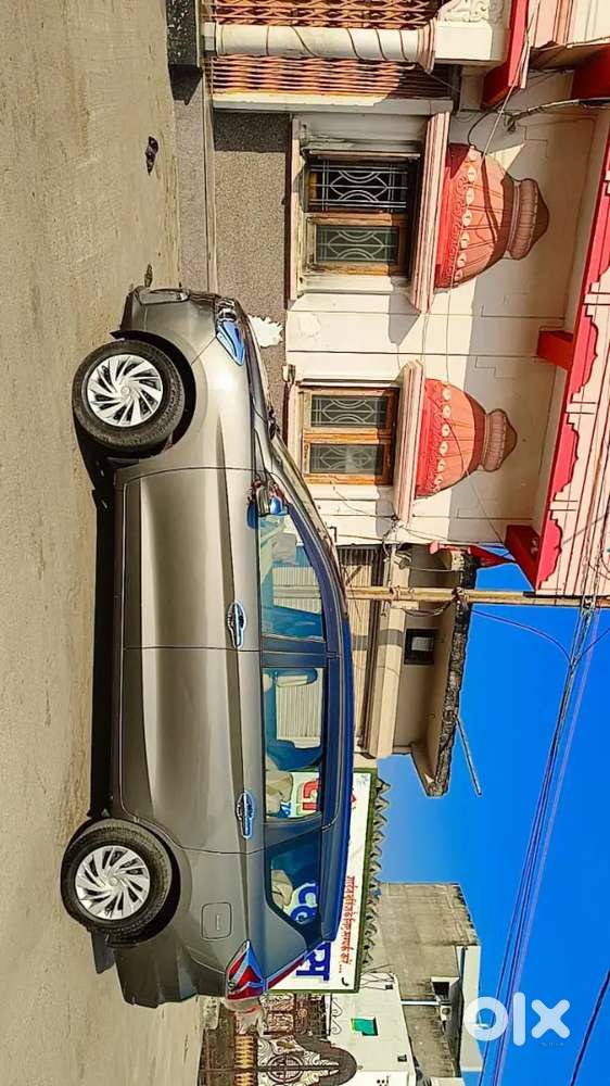 Maruti Suzuki Ertiga 2024 Petrol 25000 Km Driven Arjent Sell Krna He