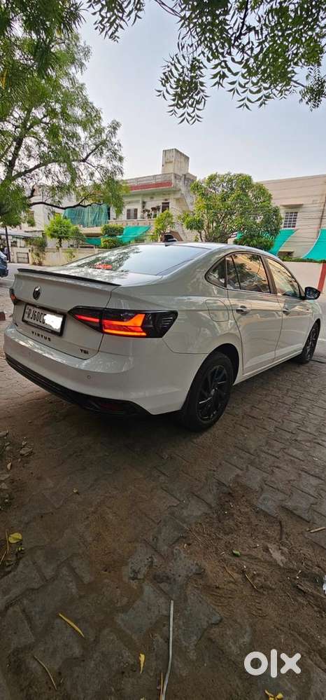 2025 Volkswagen Virtus Gt Line At  9,500 Km  Single Owner