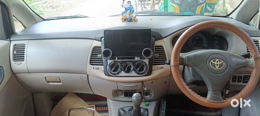 Toyota Innova 2.5 G (diesel) 8 Seater, 2011, Diesel