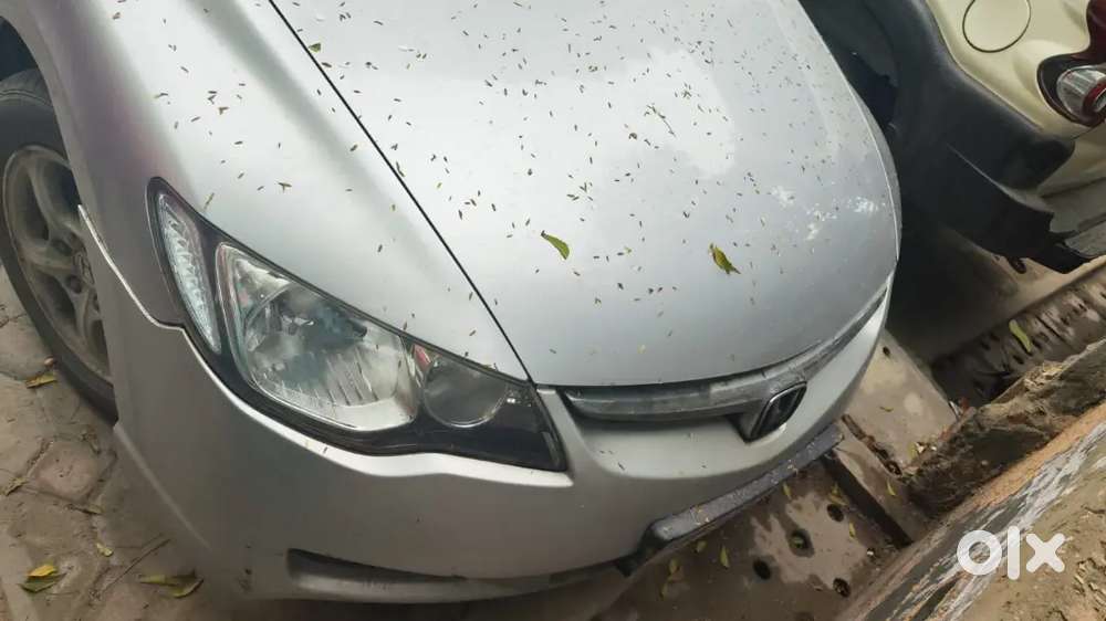 Honda Civic (lucknow Number)2009 Cng 32000 Km Driven Top Condition