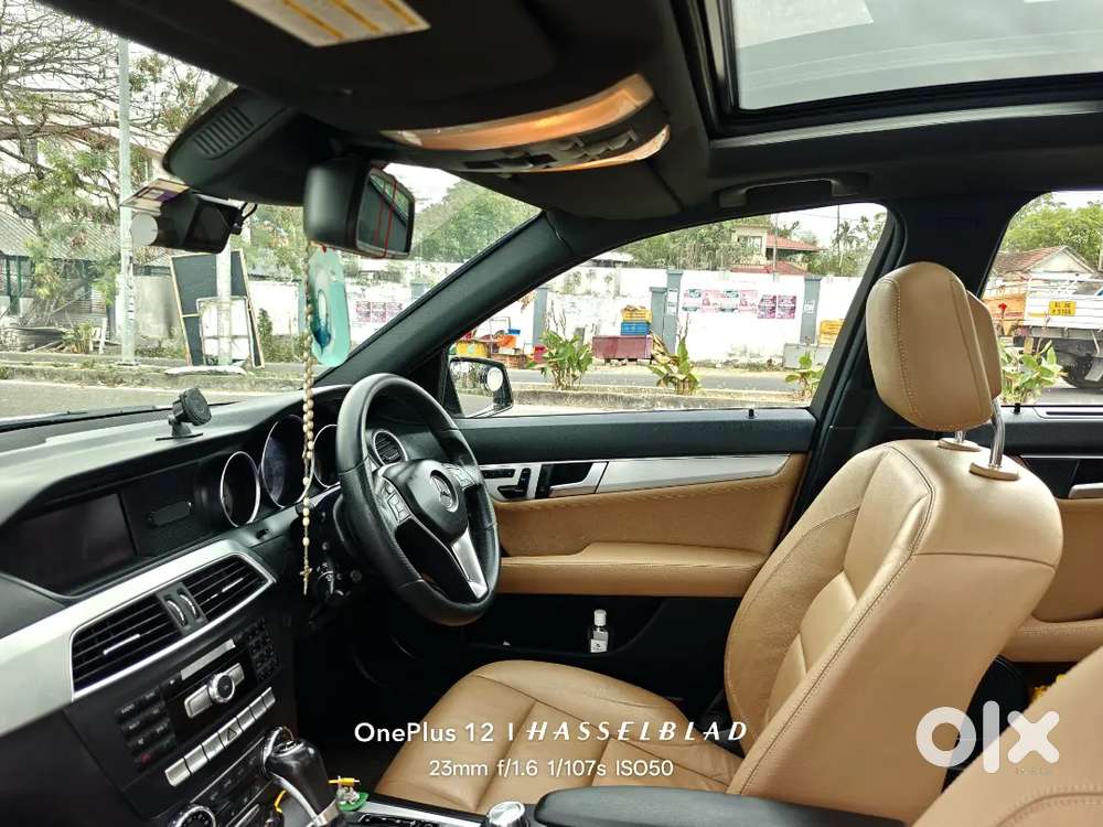 Benz C Class C200 - Original Kerala - 2011 - Petrol Automatic - Rwd