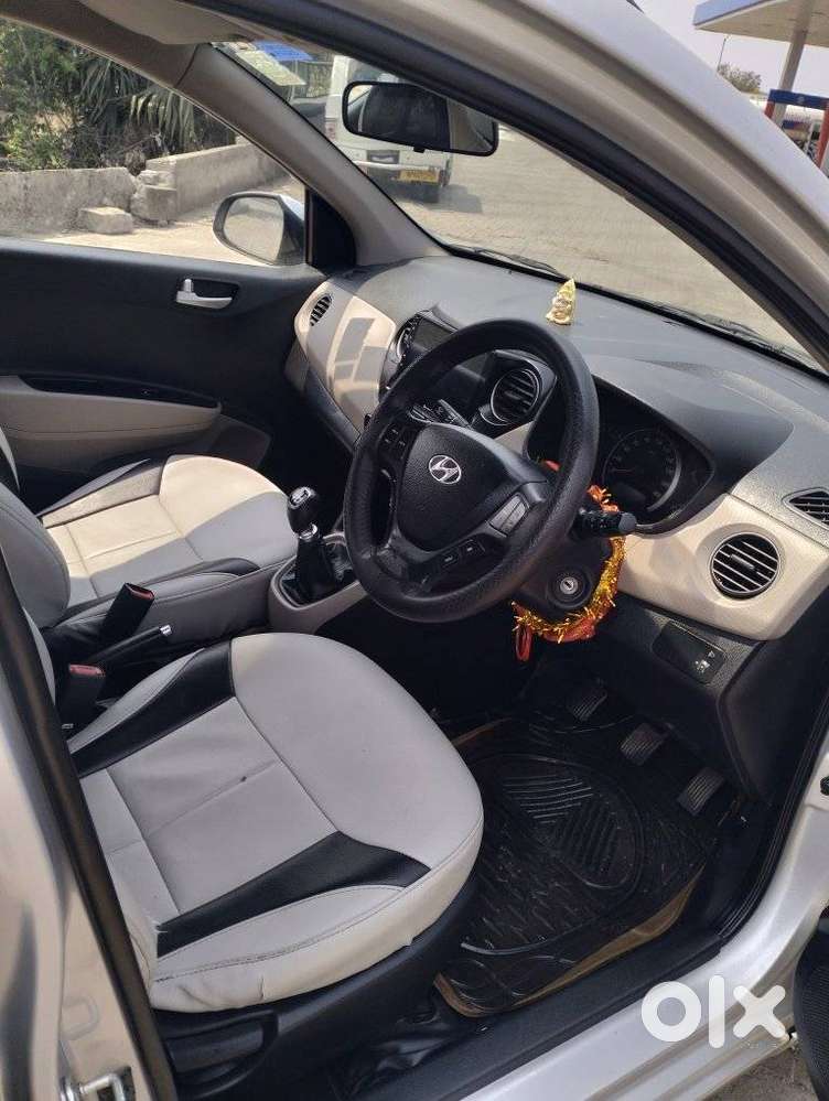 Hyundai Grand I10 2013-2016 Sportz, 2015, Petrol