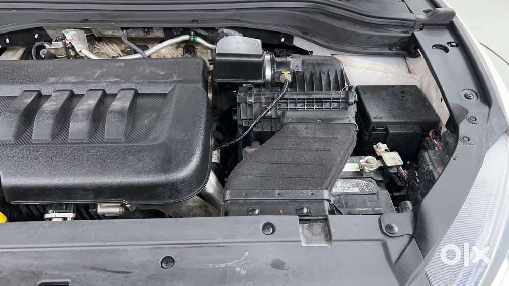 Mahindra Xuv700 2.2 Ax 7 Diesel At Luxury Pack Str, 2024, Diesel