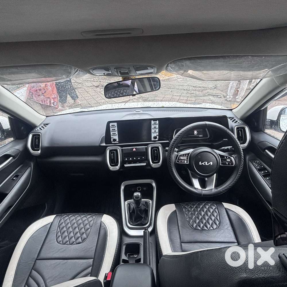 Kia Sonet Htk G, 2025, Petrol