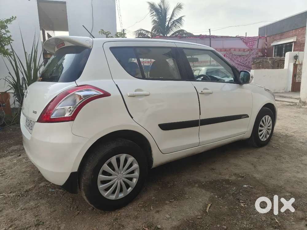 Maruti Suzuki Swift 2015