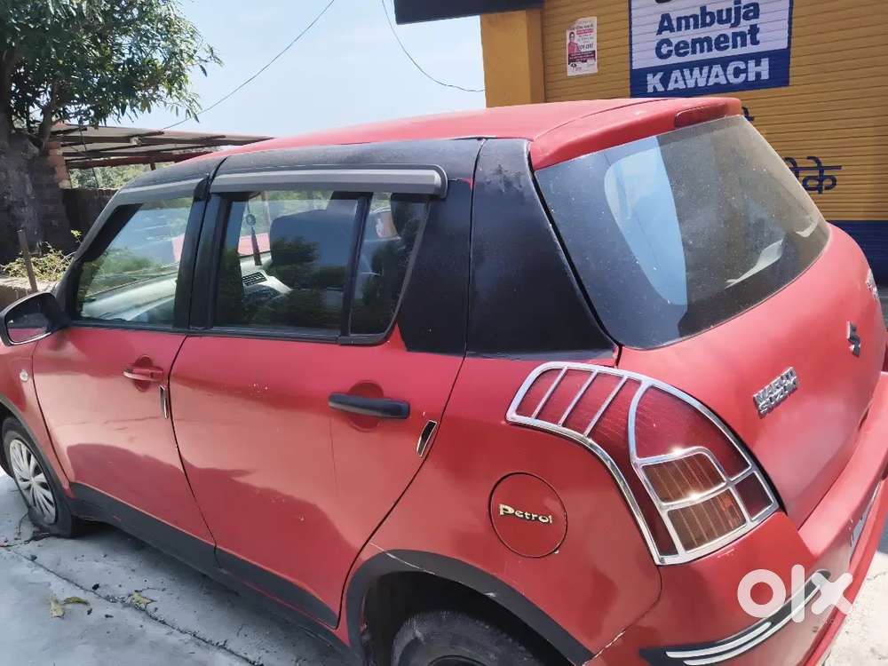 Maruti Suzuki Swift 2006 Petrol 95000 Km Driven