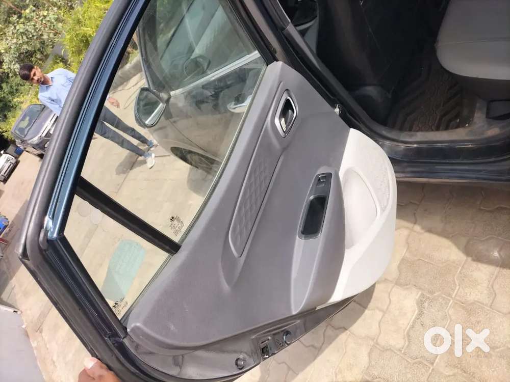Hyundai Grand I10 2022 With 32800 Km