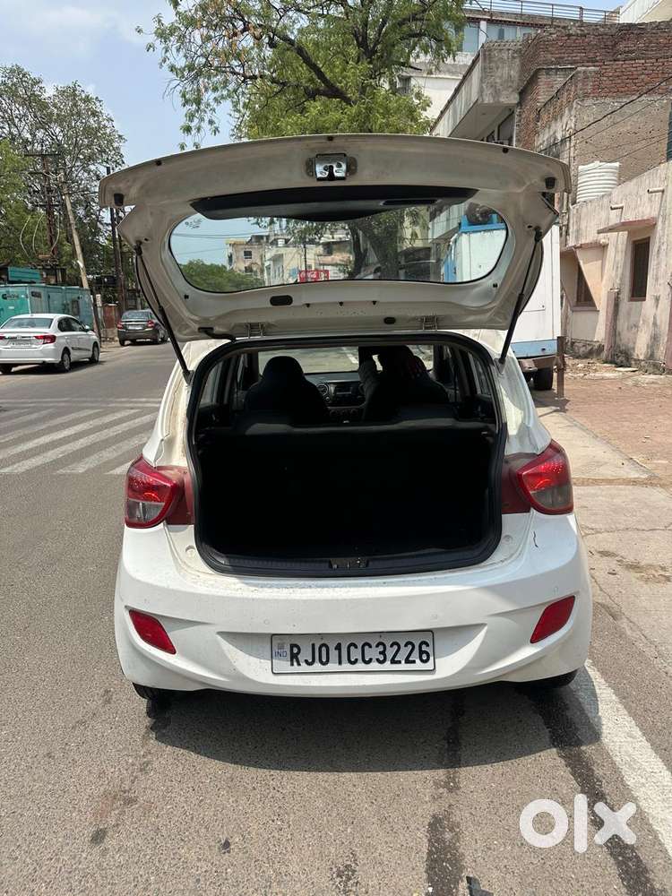 Hyundai Grand I10 2013-2016 Crdi Sportz, 2015, Diesel