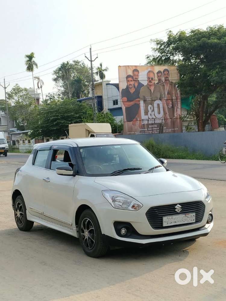 Maruti Suzuki Swift Vxi Ags, 2018, Petrol