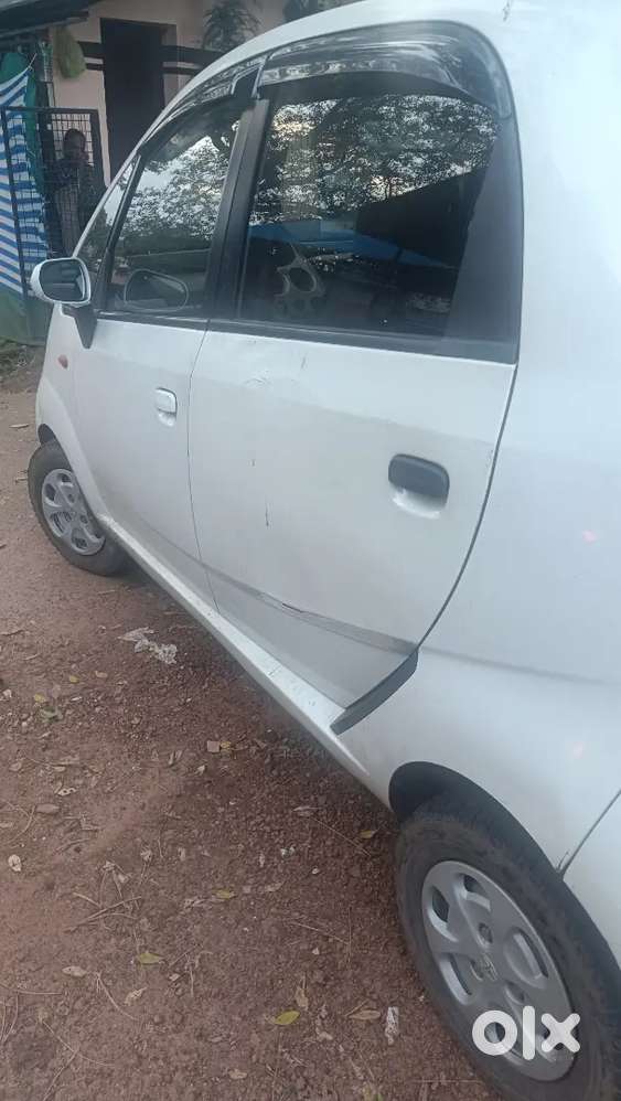 ടു ഡോർ പവർ വിൻഡോ, Ac