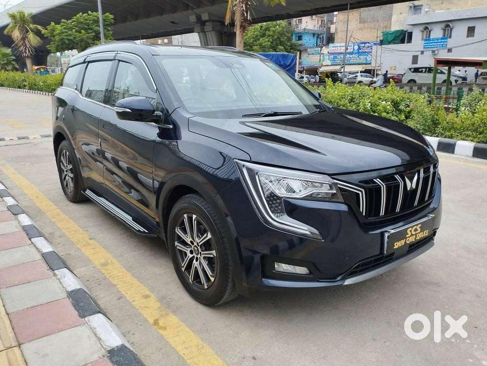 Mahindra Xuv700 2.0 Ax 7 Petrol At Str, 2024, Petrol