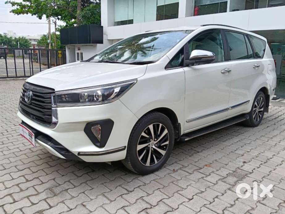 Toyota Innova Crysta [2020-ongoing] 2.4 Zx 7 Str, 2022, Diesel