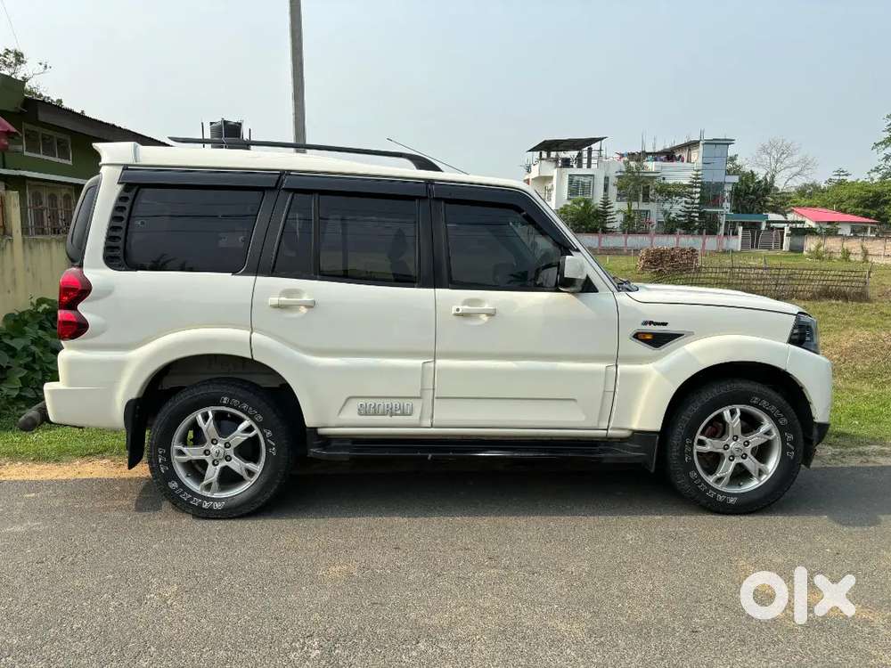 Mahindra Scorpio Classic Diesel 2016