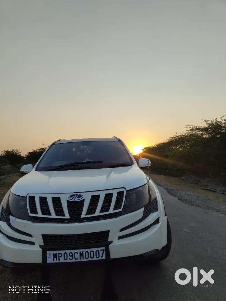 Xuv500 W8 2wd 2013