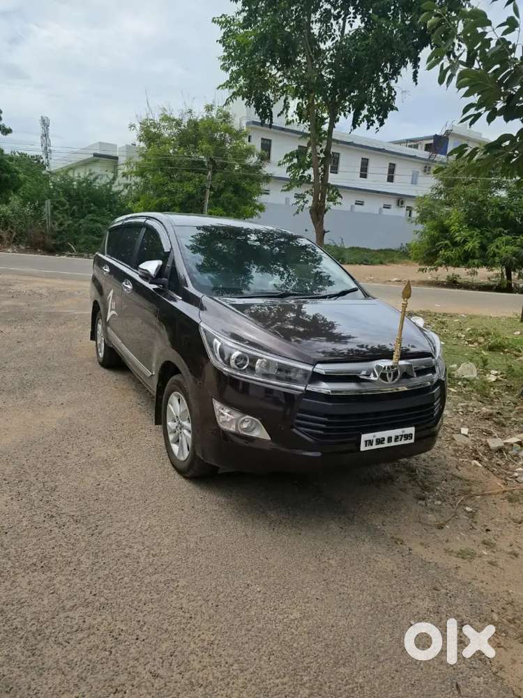 Toyota Innova Crysta 2.4 Diesel Manual 2017