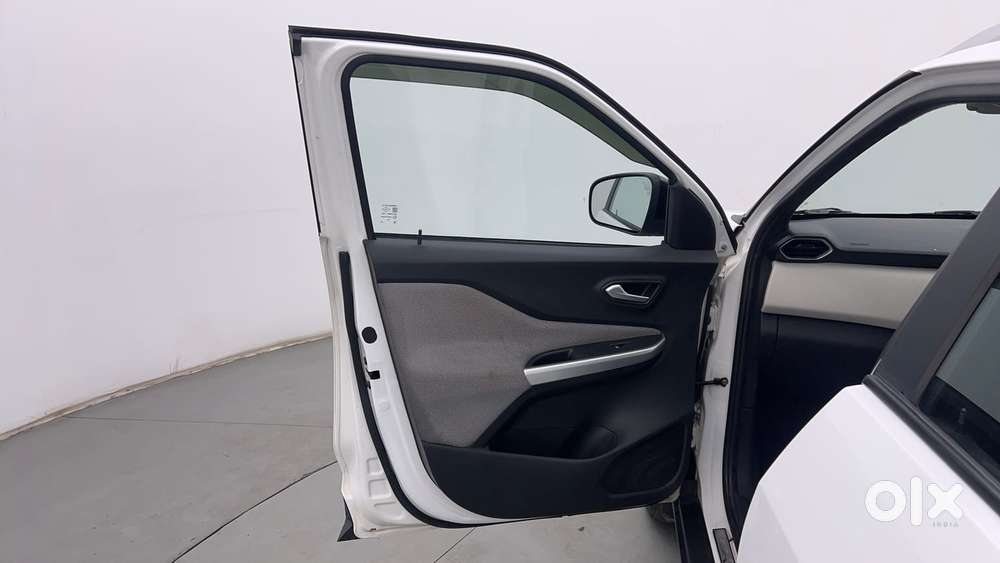 Nissan Magnite 1.0 Xl, 2021, Petrol