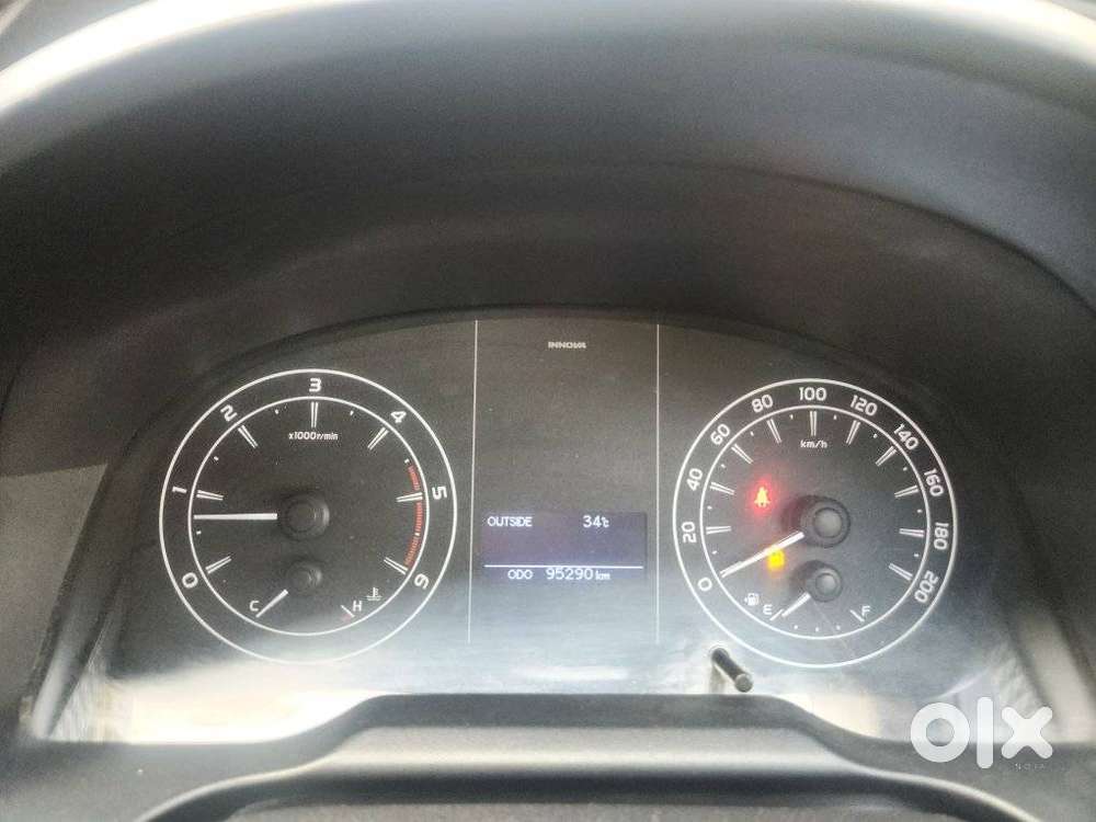 Toyota Innova Crysta [2020-ongoing] 2.4 Gx 8 Str, 2021, Diesel