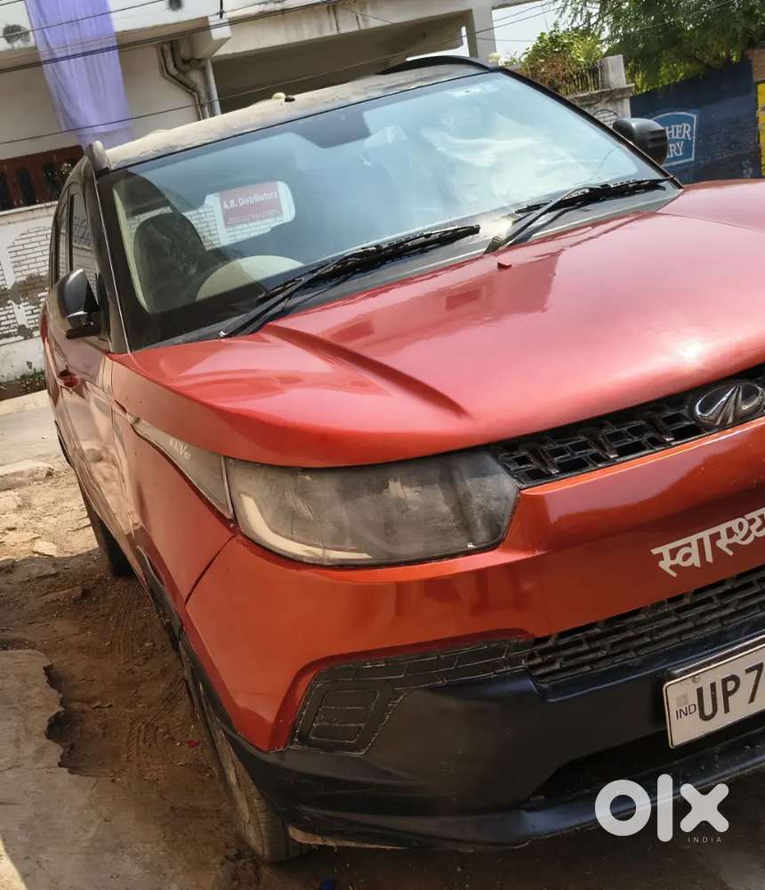 25 Mileage 6 Seater Car