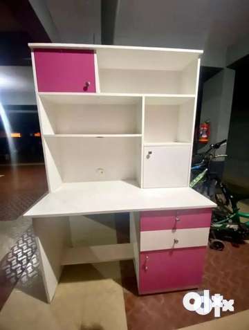 Study table for kids hot sale olx