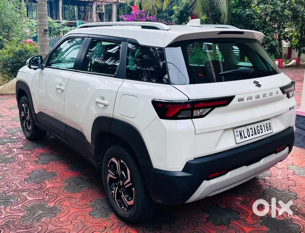 Brezza Zxi Plus 2023 Top Variant