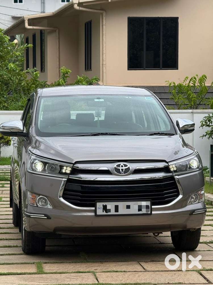 Toyota Innova Crysta Diesel 2017