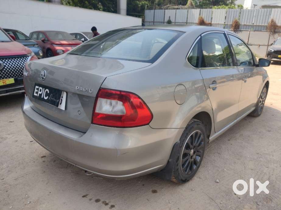Skoda Rapid 1.5 Tdi Mt Style, 2015, Diesel