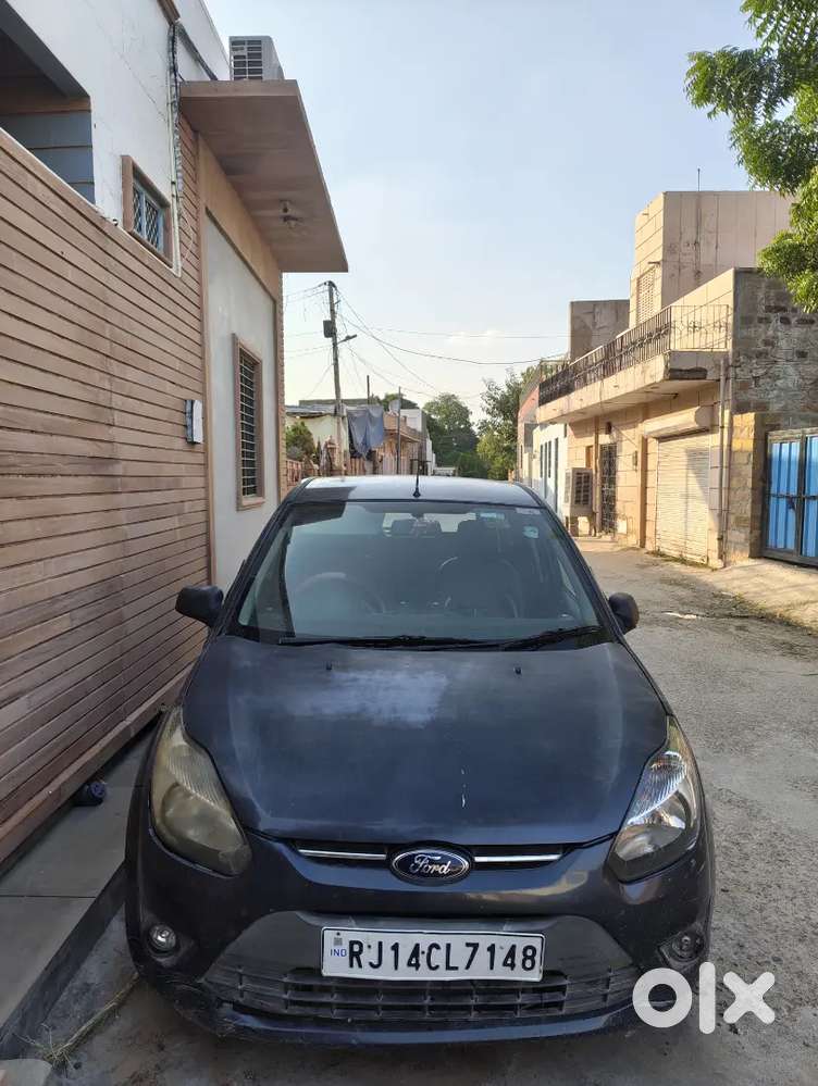 Ford Figo Titanium W. Premium Interior