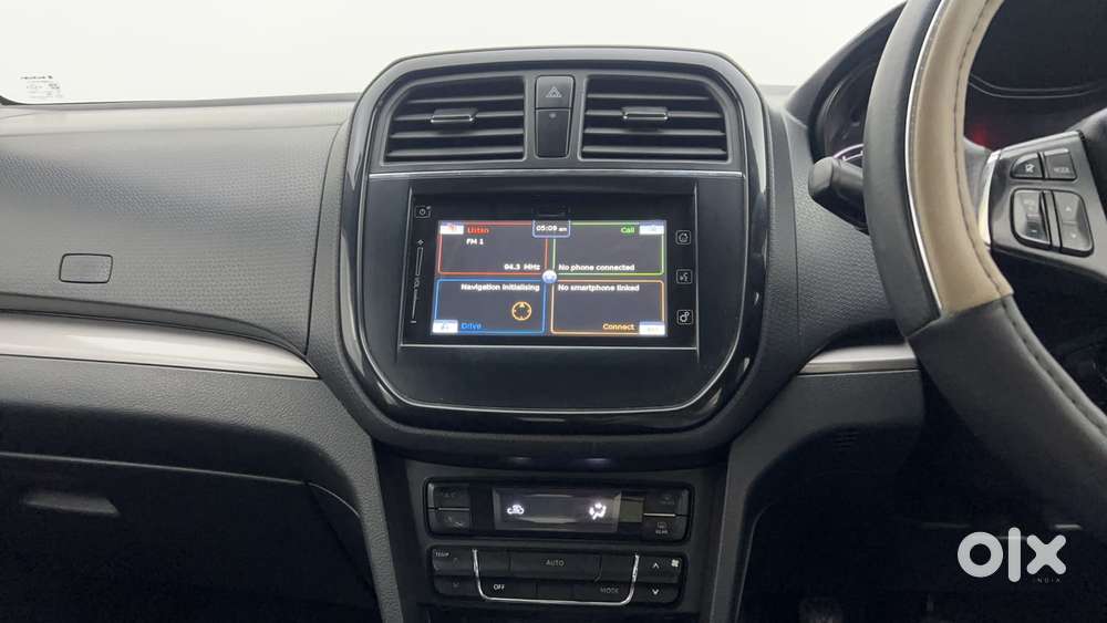 Maruti Suzuki Vitara Brezza Zdi+ Dual Tone Mt, 2016, Diesel