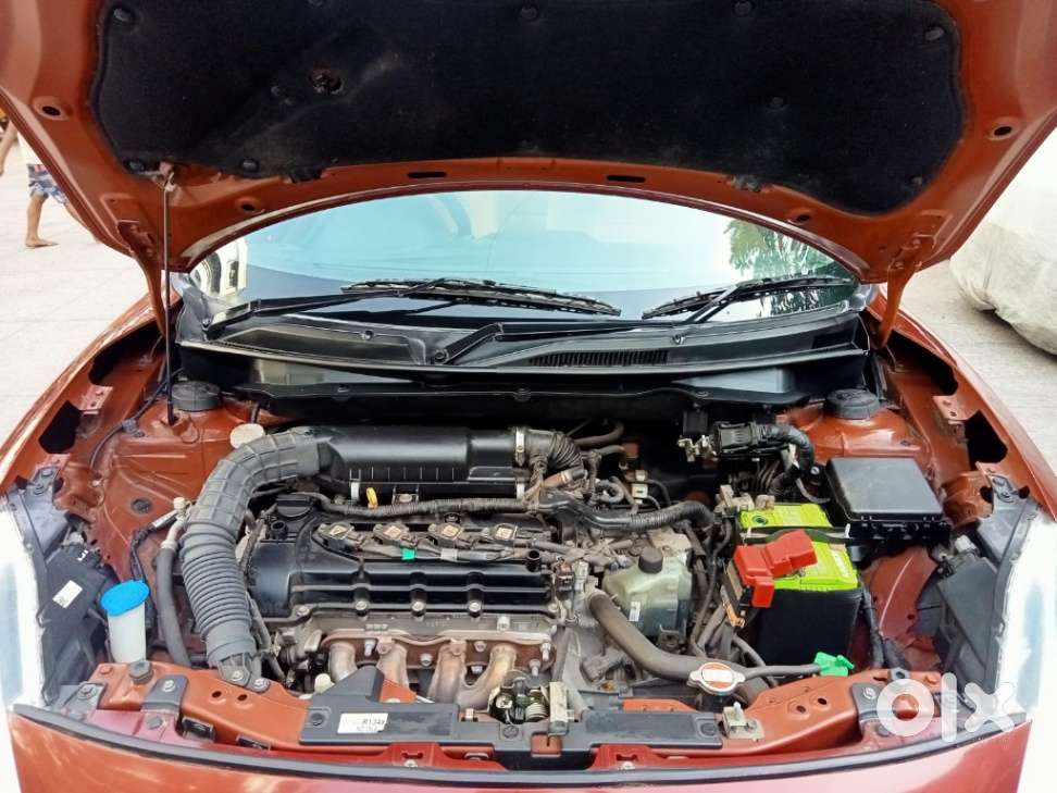 Maruti Suzuki Swift Dzire Vxi(o) Amt, 2019, Petrol