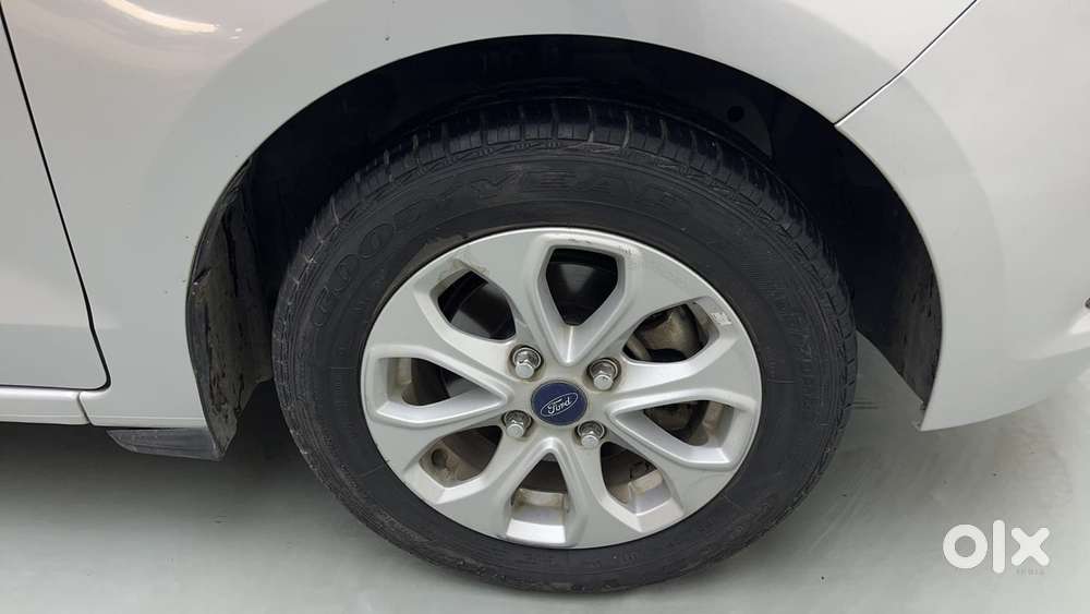Ford Figo 1.5p Titanium At, 2016, Petrol