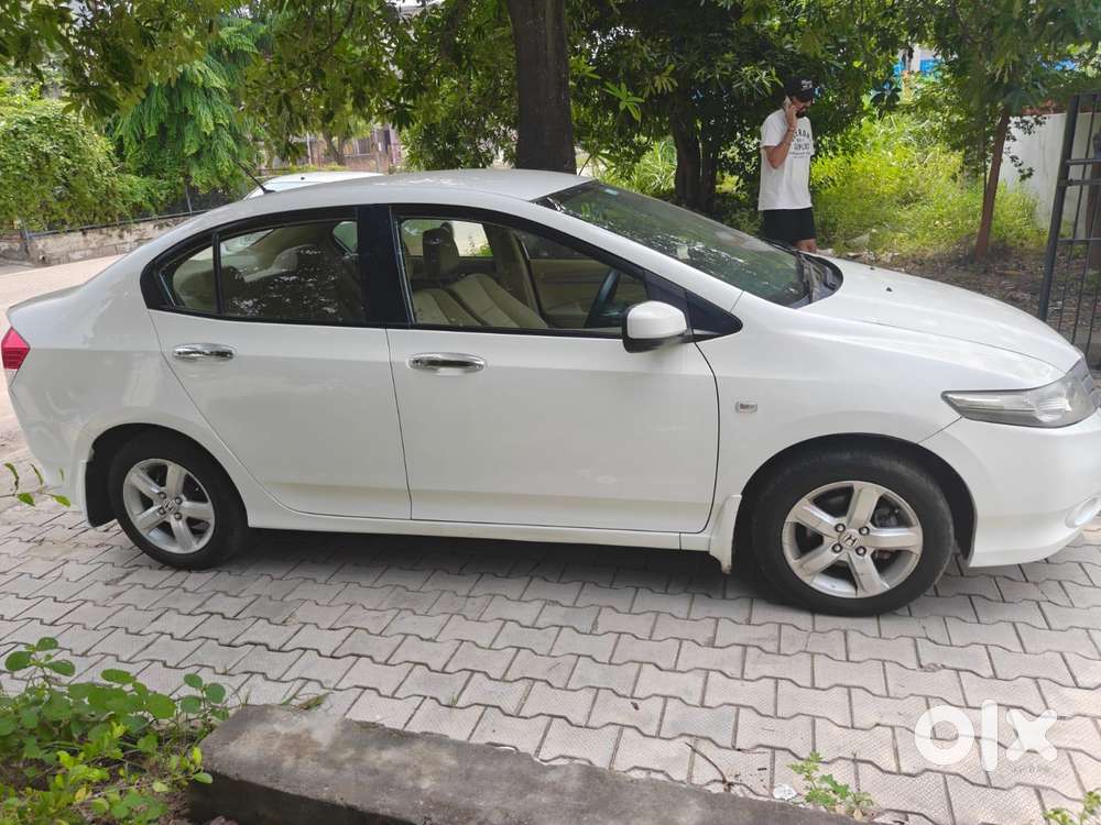 Honda City V Mt Avn, 2011, Petrol