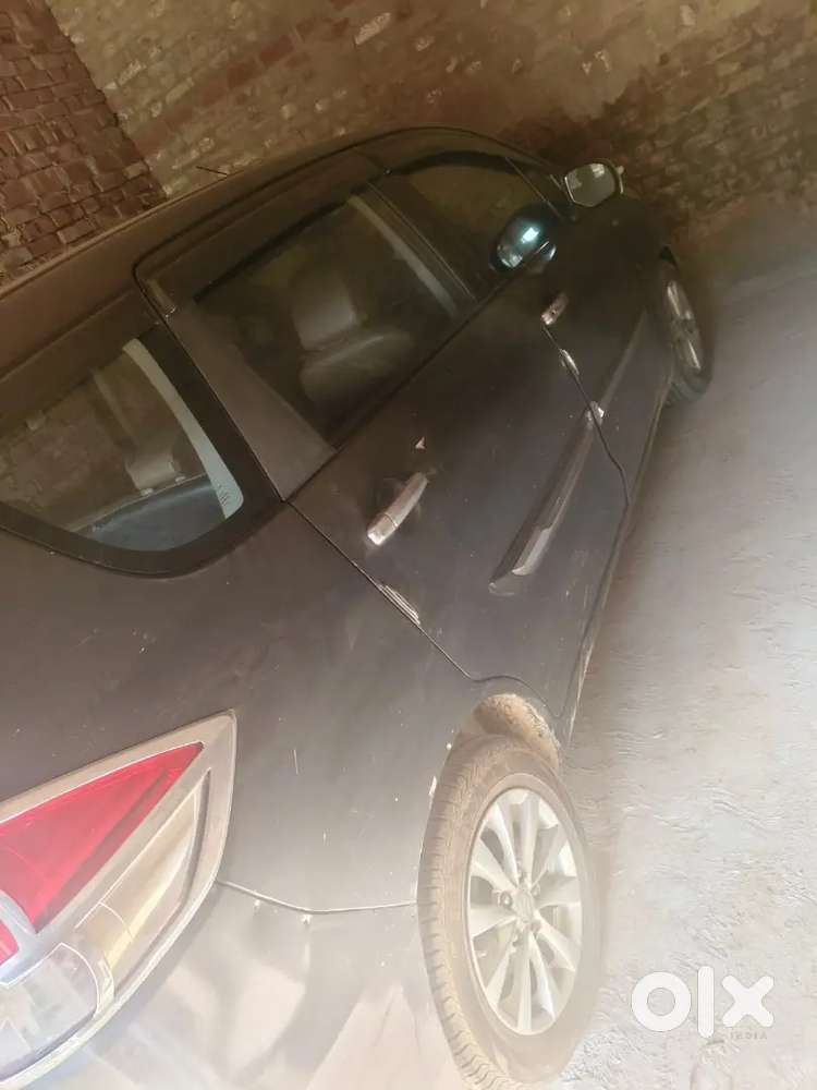 299000 गाड़ी अच्छी है