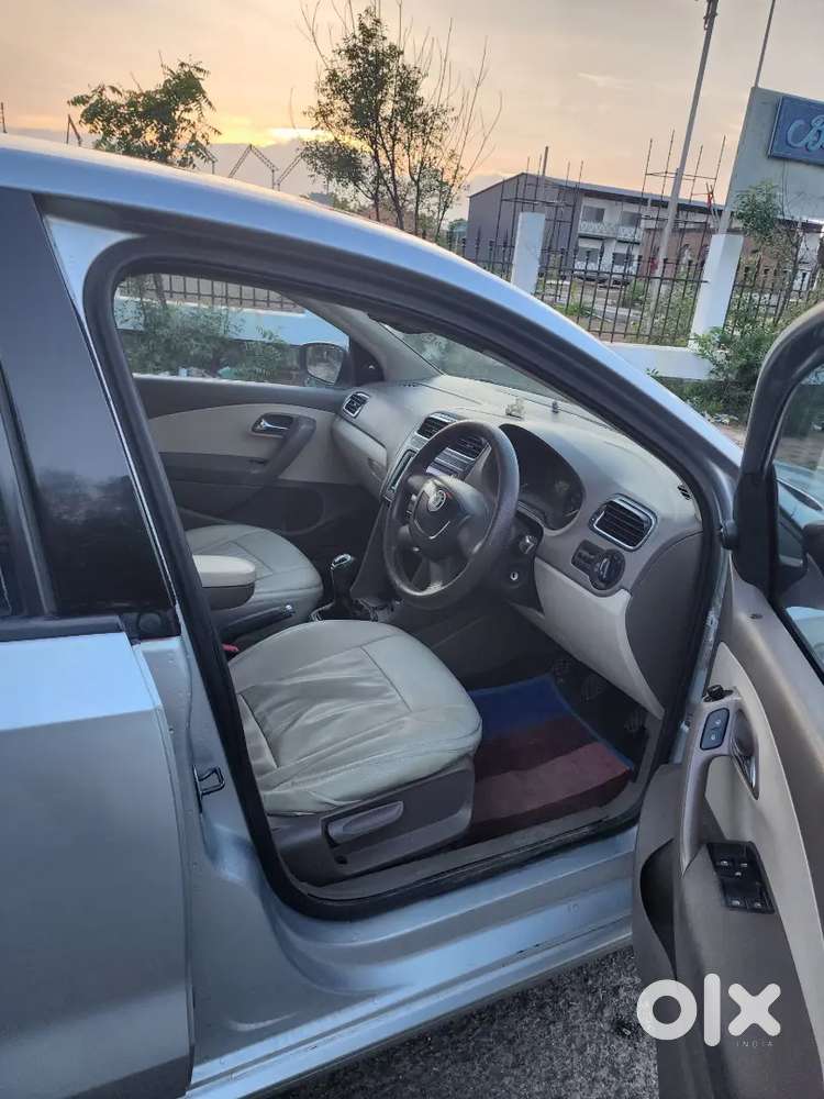 Skoda Rapid 1.6 Tdi Ambition Cr Mt Plus 2014 Diesel Well Maintained