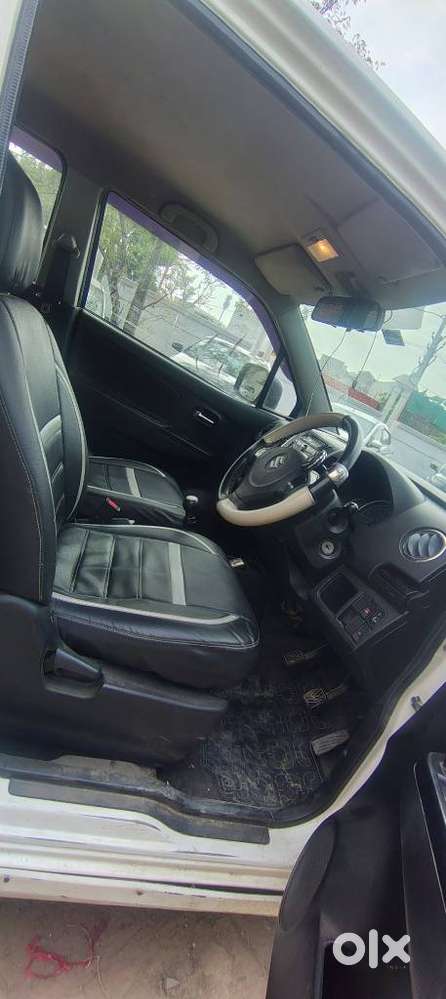 Maruti Suzuki Wagon R Stingray Vxi, 2015, Petrol