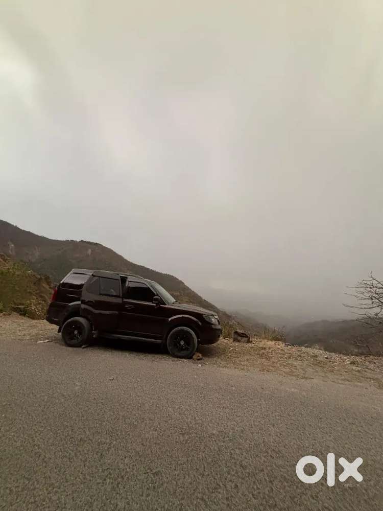 Tata Safari Storme 2013 Diesel Well Maintained