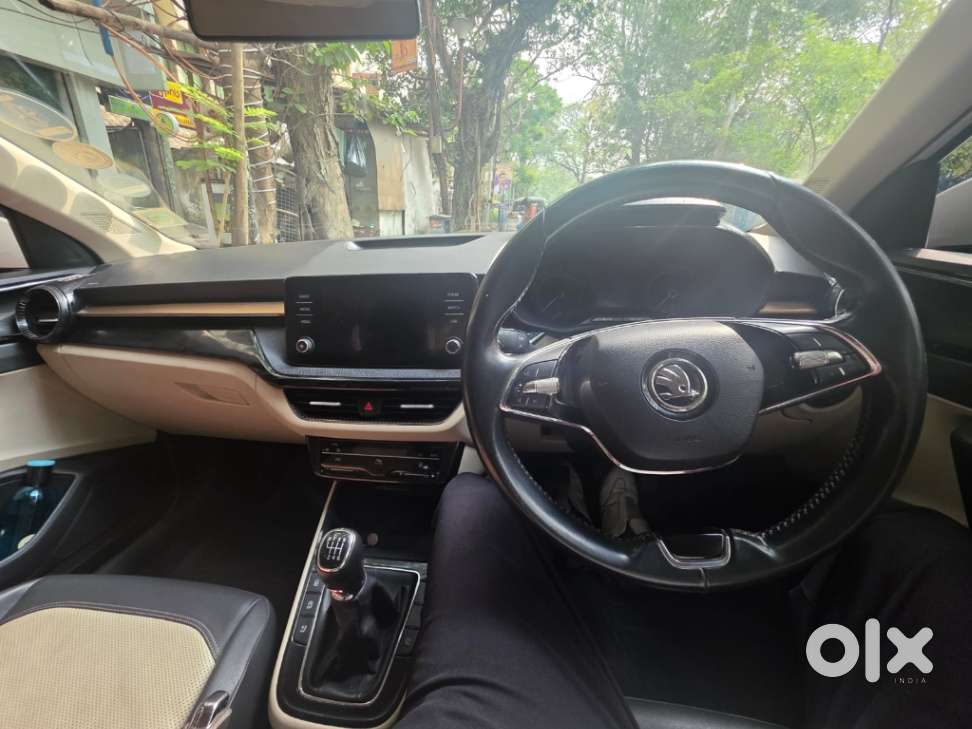 Skoda Slavia Style 1.0l Tsi Mt, 2026, Petrol