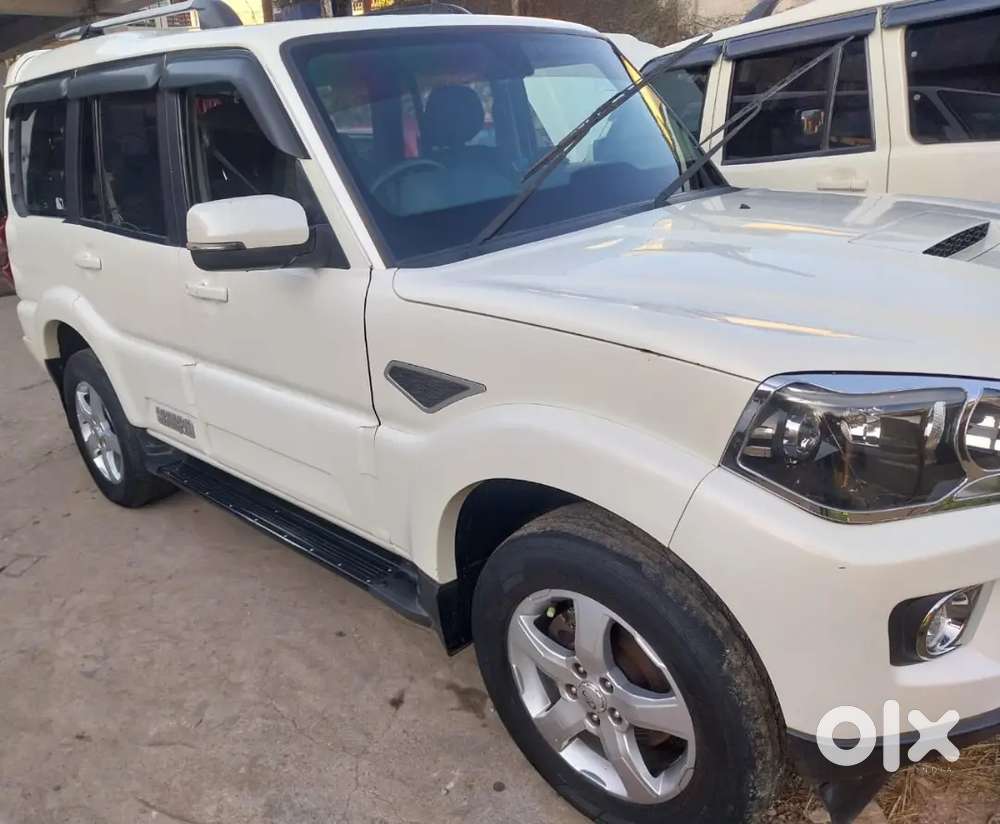 Mahindra Scorpio Classic 2.2 2020