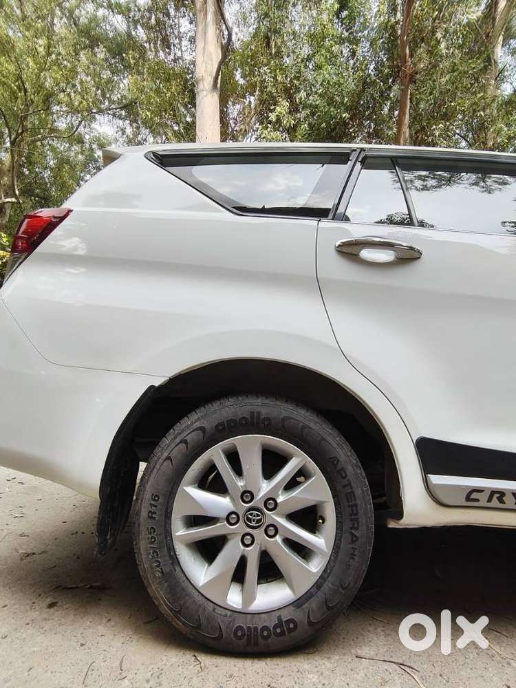 Toyota Innova Crysta 2.4 Gx Mt, 2018, Petrol