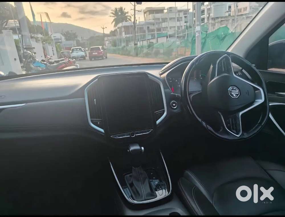 Mg Hector Petrol Automatic Topend