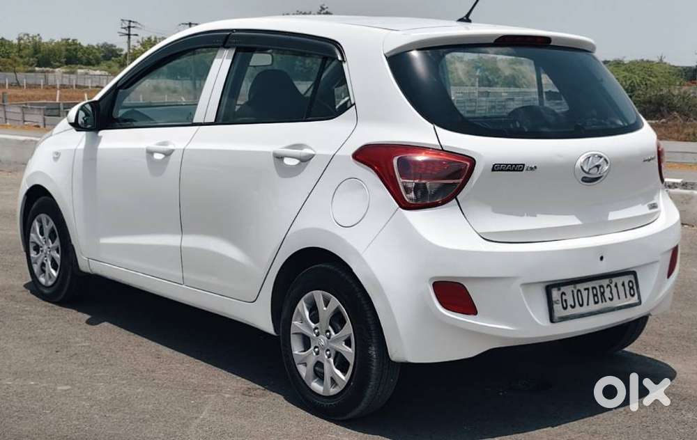 Hyundai Grand I10 Magna 1.2 Kappa Vtvt, 2015, Petrol
