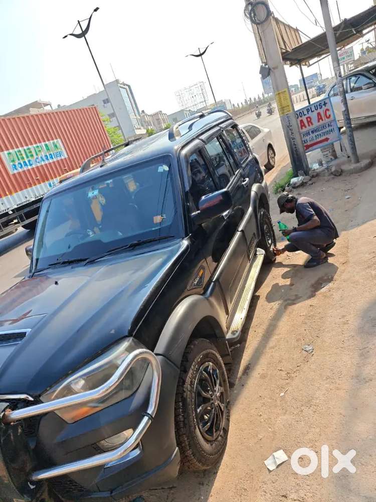 Mahindra Scorpio Diesel 2016 Variant S2