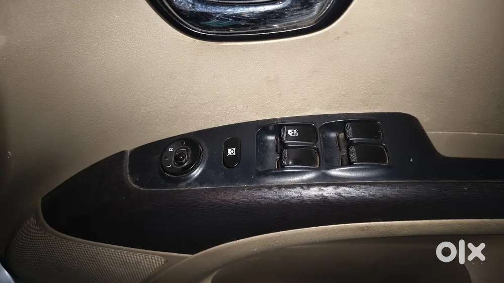 Hyundai I10 Sportz 2011 Manual Petrol