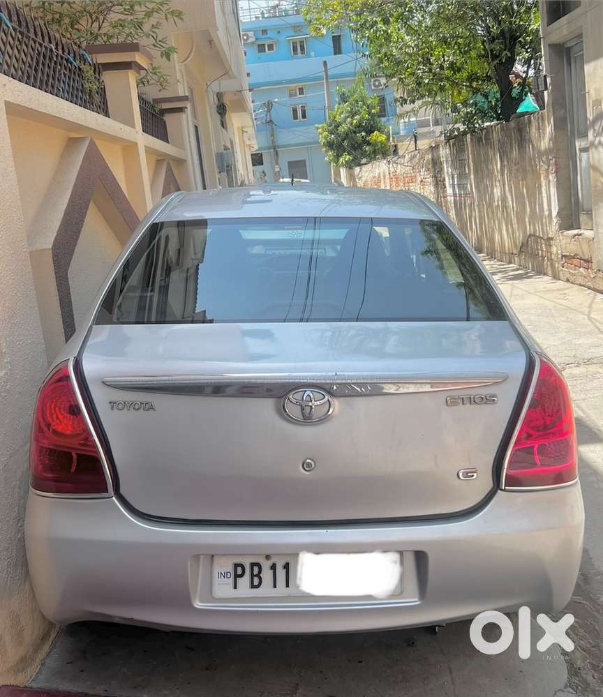 Toyota Etios Petrol 2011