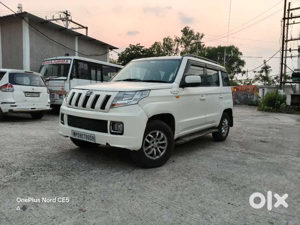 Mahindra Tuv 300 2016 Diesel Well Maintained