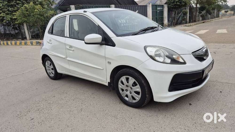 Honda Brio S Mt, 2014, Petrol
