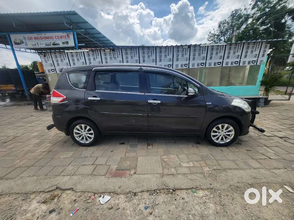 Maruti Suzuki Ertiga 2013