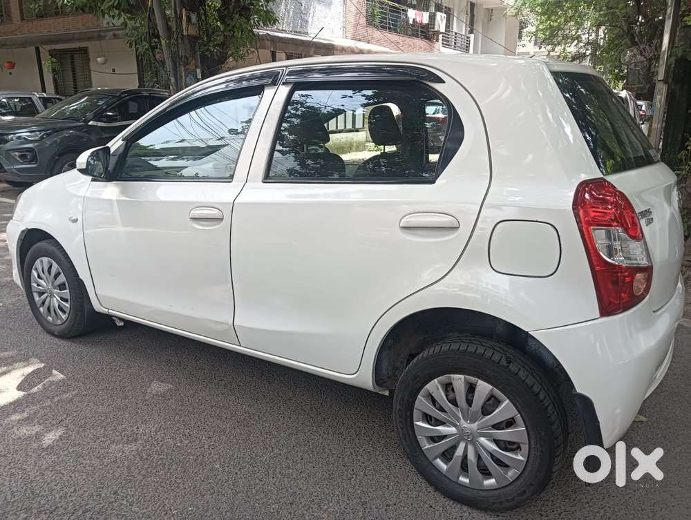 Toyota Etios Liva G, 2015, Petrol